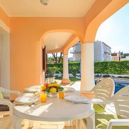 Sleeps 6 With Pool Air Con And Wifi Villa Vilamoura