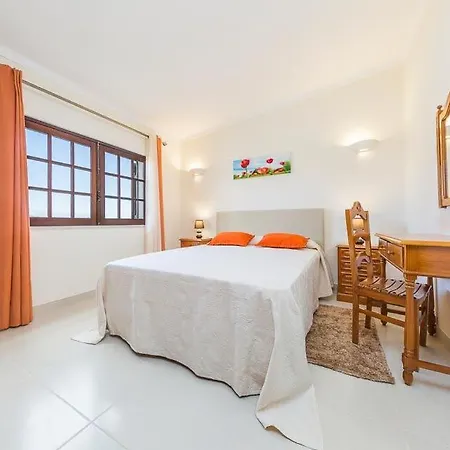 Sleeps 6 With Pool Air Con And Wifi ヴィラ ヴィラモウラ